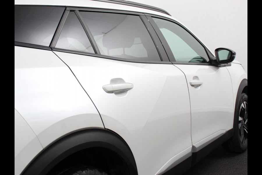 Peugeot 2008 1.2 PureTech 130pk Automaat Allure Navigatie Climate Control Led Lichtmetalen Velgen Parkeer sensoren Cruise Control
