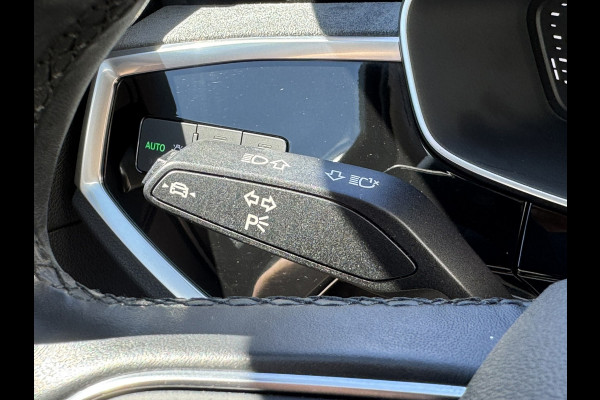 Audi Q3 Sportback 35 TFSI S-line Adaptive cruise Digitaal dashboard Led Clima Stoelverwarming Carplay