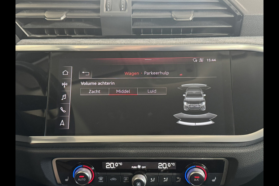 Audi Q3 Sportback 35 TFSI S-line Adaptive cruise Digitaal dashboard Led Clima Stoelverwarming Carplay