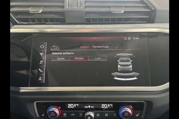 Audi Q3 Sportback 35 TFSI S-line Adaptive cruise Digitaal dashboard Led Clima Stoelverwarming Carplay