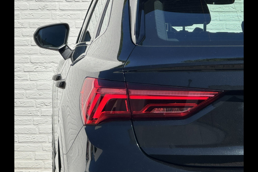 Audi Q3 Sportback 35 TFSI S-line Adaptive cruise Digitaal dashboard Led Clima Stoelverwarming Carplay