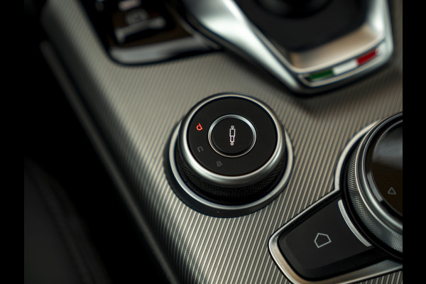 Alfa Romeo Giulia 2.0 T GME AWD Competizione | Harman/Kardon | Adapt. cruise | Veloce stoelen | CarPlay