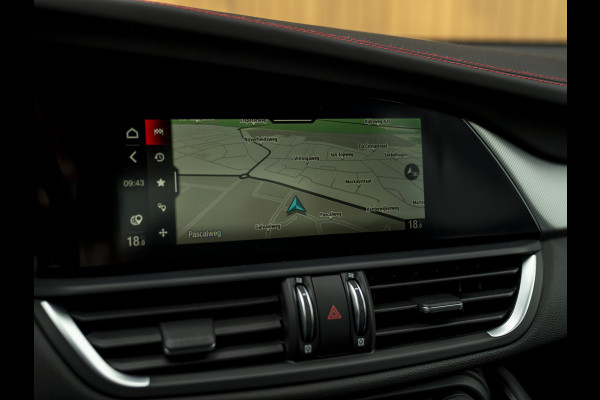 Alfa Romeo Giulia 2.0 T GME AWD Competizione | Harman/Kardon | Adapt. cruise | Veloce stoelen | CarPlay