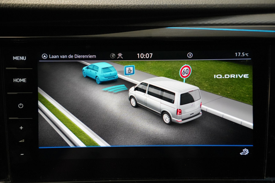 Volkswagen Transporter 2.0 TDI L2H1 30 DC Bulli PDC ACC Leder NAP Sidebars
