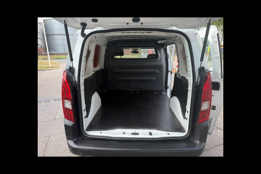 Peugeot Partner 1.5 BlueHDI Premium AIRCO I MULTIMEDIA I 1e EIGENAAR I COMPLETE ONDERHOUDSHISTORIE