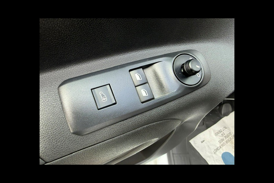 Peugeot Partner 1.5 BlueHDI Premium AIRCO I MULTIMEDIA I 1e EIGENAAR I COMPLETE ONDERHOUDSHISTORIE