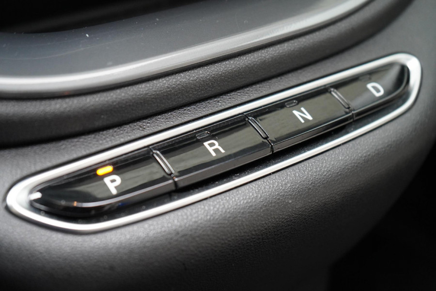 Fiat 500E La Prima 42 kWh | SoH 90,6% | Schuif/kanteldak | Carplay | Adaptive cruise | Parkeersensoren | Pack winter | Lm velgen