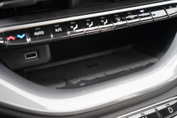 Fiat 500E La Prima 42 kWh | SoH 90,6% | Schuif/kanteldak | Carplay | Adaptive cruise | Parkeersensoren | Pack winter | Lm velgen