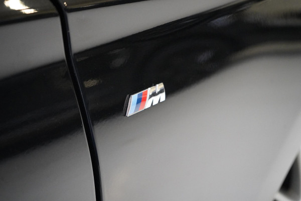 BMW 1-serie 116i Edition M Sport Shadow | Navigatie | Lm velgen | Leder | Unieke km-stand