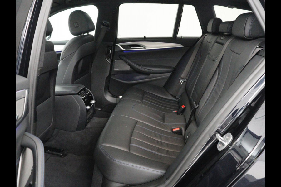 BMW 5 Serie Touring 530i xDrive M-sport High Executive | Panoramadak | Trekhaak | Head-up | 360 camera | Carplay | Harman/Kardon | Leder | Stuur/stoel verwarming | Virtual Dashboard | Cruise control |