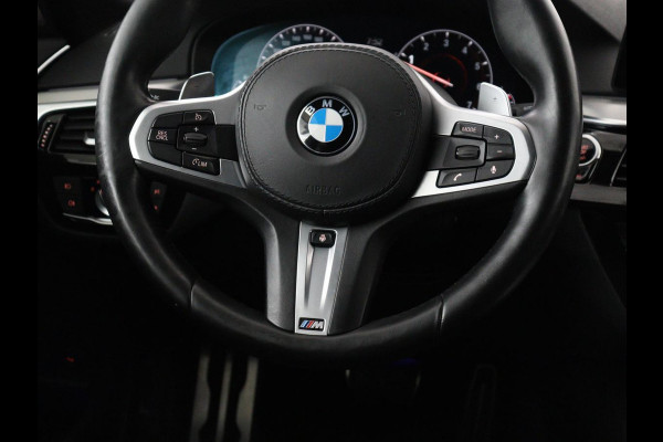 BMW 5 Serie Touring 530i xDrive M-sport High Executive | Panoramadak | Trekhaak | Head-up | 360 camera | Carplay | Harman/Kardon | Leder | Stuur/stoel verwarming | Virtual Dashboard | Cruise control |