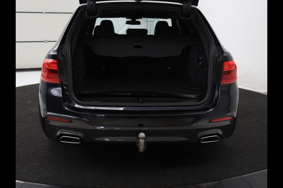 BMW 5 Serie Touring 530i xDrive M-sport High Executive | Panoramadak | Trekhaak | Head-up | 360 camera | Carplay | Harman/Kardon | Leder | Stuur/stoel verwarming | Virtual Dashboard | Cruise control |