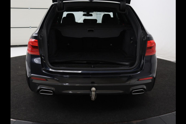 BMW 5 Serie Touring 530i xDrive M-sport High Executive | Panoramadak | Trekhaak | Head-up | 360 camera | Carplay | Harman/Kardon | Leder | Stuur/stoel verwarming | Virtual Dashboard | Cruise control |