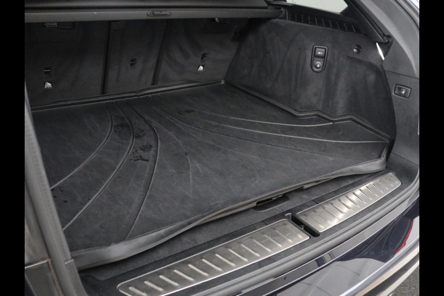 BMW 5 Serie Touring 530i xDrive M-sport High Executive | Panoramadak | Trekhaak | Head-up | 360 camera | Carplay | Harman/Kardon | Leder | Stuur/stoel verwarming | Virtual Dashboard | Cruise control |
