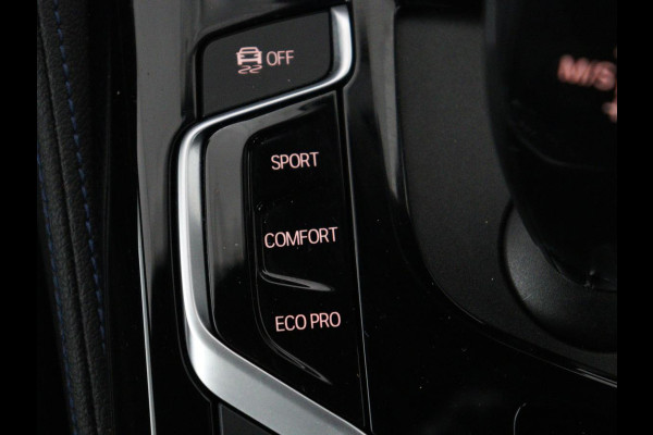 BMW 5 Serie Touring 530i xDrive M-sport High Executive | Panoramadak | Trekhaak | Head-up | 360 camera | Carplay | Harman/Kardon | Leder | Stuur/stoel verwarming | Virtual Dashboard | Cruise control |