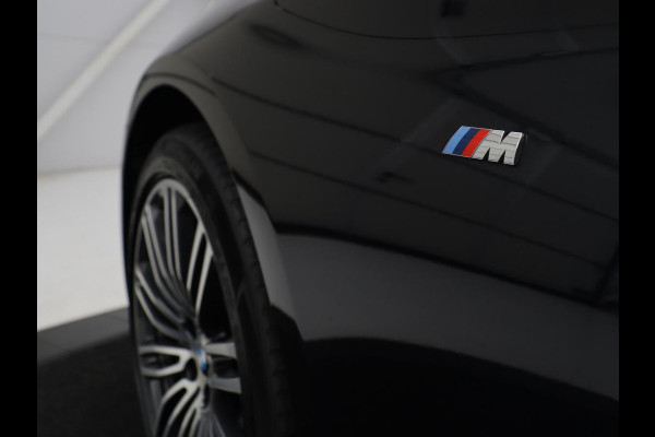 BMW 5 Serie Touring 530i xDrive M-sport High Executive | Panoramadak | Trekhaak | Head-up | 360 camera | Carplay | Harman/Kardon | Leder | Stuur/stoel verwarming | Virtual Dashboard | Cruise control |