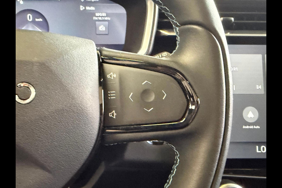Lynk & Co 01 1.5 261PK Plug-in Hybrid, Pano, 360 Camera ,Apple Carplay
