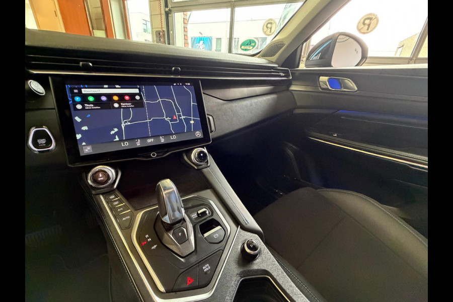 Lynk & Co 01 1.5 261PK Plug-in Hybrid, Pano, 360 Camera ,Apple Carplay