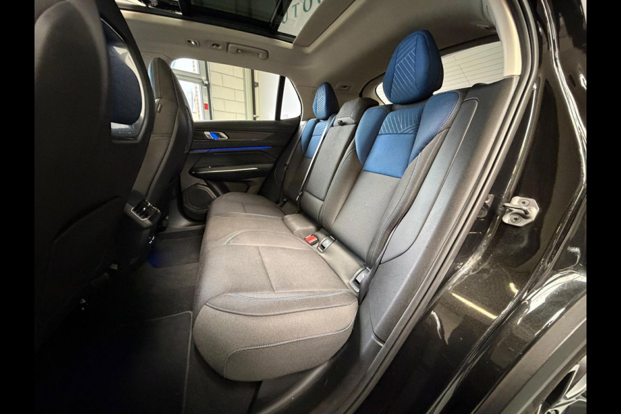 Lynk & Co 01 1.5 261PK Plug-in Hybrid, Pano, 360 Camera ,Apple Carplay