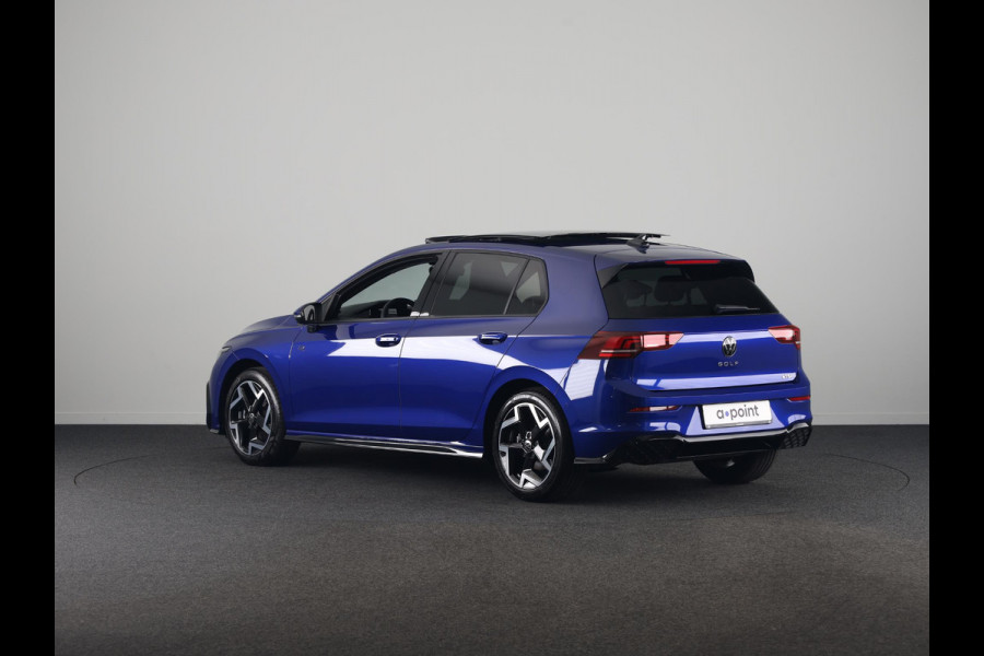 Volkswagen Golf 1.5 eTSI R-Line Edition 150 pk Automaat (DSG) | Verlengde garantie | Navigatie | Panoramadak | Parkeersensoren (Park assist) | Rondomzicht camera | Autom. airco (3 zones) | R-Line |