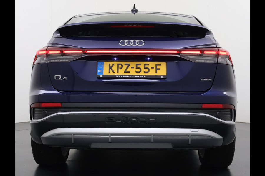 Audi Q4 Sportback e-tron 45 Edition 82 kWh VAN: 44.900,- VOOR: 41.877,- UW HERFSTVOORDEEL: 3.023,- S-LINE| 10.000KM! | STOELVERWARMING| ELEKTRISCHE ACHTERKLEP| ACHTERUITRIJCAMERA | MATRIX LED|