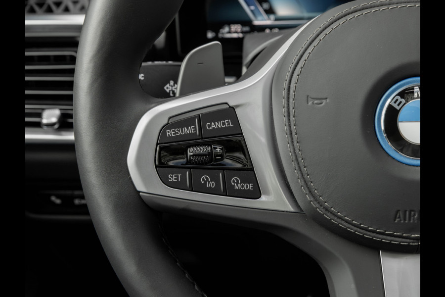 BMW X5 xDrive50e - M-Sport Pro - Pano - Trekhaak - ACC - Comfortzetels
