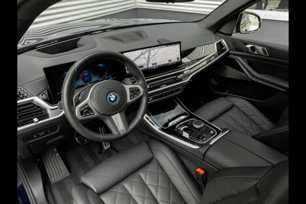BMW X5 xDrive50e - M-Sport Pro - Pano - Trekhaak - ACC - Comfortzetels
