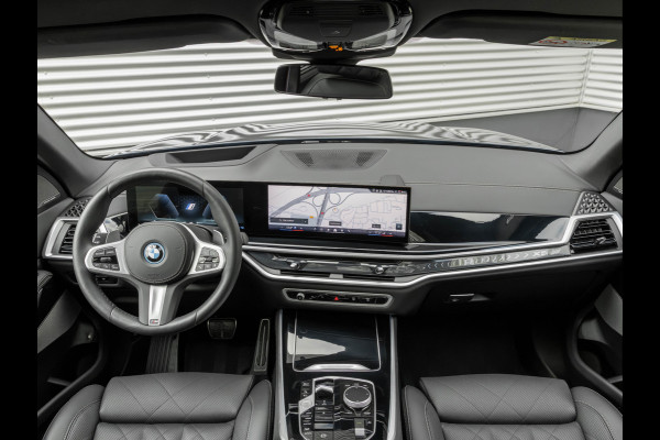 BMW X5 xDrive50e - M-Sport Pro - Pano - Trekhaak - ACC - Comfortzetels
