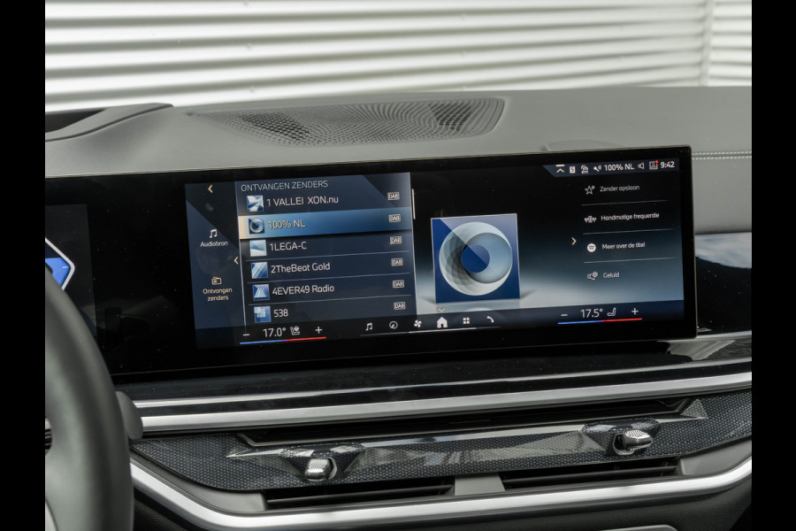 BMW X5 xDrive50e - M-Sport Pro - Pano - Trekhaak - ACC - Comfortzetels