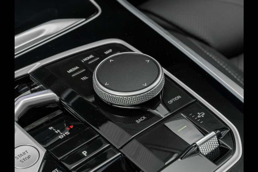 BMW X5 xDrive50e - M-Sport Pro - Pano - Trekhaak - ACC - Comfortzetels