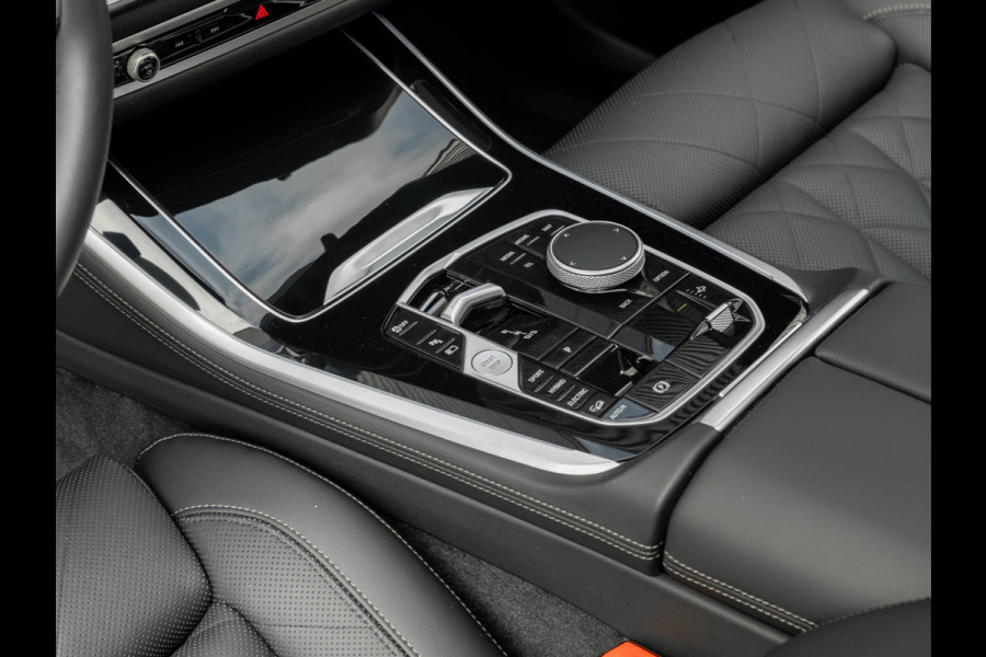 BMW X5 xDrive50e - M-Sport Pro - Pano - Trekhaak - ACC - Comfortzetels