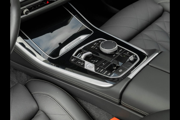 BMW X5 xDrive50e - M-Sport Pro - Pano - Trekhaak - ACC - Comfortzetels