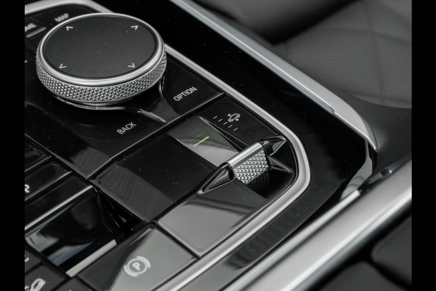 BMW X5 xDrive50e - M-Sport Pro - Pano - Trekhaak - ACC - Comfortzetels