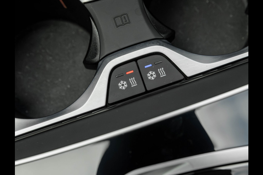 BMW X5 xDrive50e - M-Sport Pro - Pano - Trekhaak - ACC - Comfortzetels