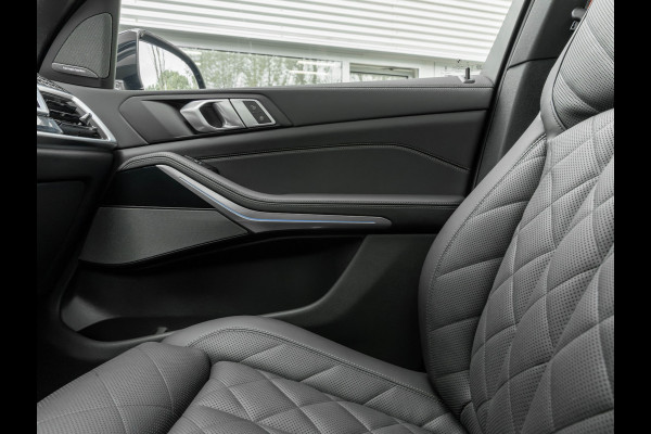 BMW X5 xDrive50e - M-Sport Pro - Pano - Trekhaak - ACC - Comfortzetels