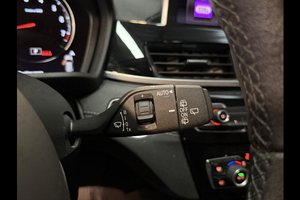 BMW X1 xDrive25e Executive xLine 18"/Keyless/Memory + stoelverwarming/Camera/Elektrische Klep/LED/DAB/Navigatie/PDC