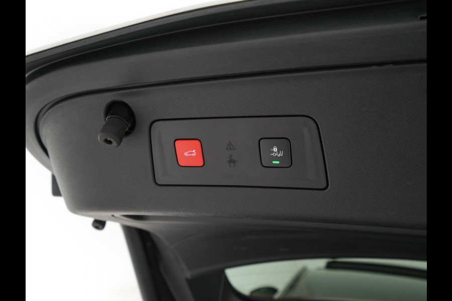 Peugeot 508 SW 1.6 HYbrid GT Pack Business (Plug-in) (INCL.BTW) Aut. *PANO | LEATHER-FABRIC | FULL-LED | ADAPTIVE-CRUISE | BLINDSPOT | DAB | DIGI-COCKPIT | HEATED-SPORTSEATS | CAMERA | NAVI-FULLMAP | SHIFTPADDLES | PRIVACY-GLASS | AMBIENT-LIGHT