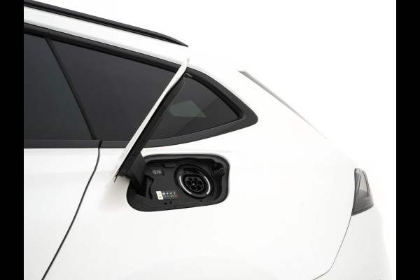 Peugeot 508 SW 1.6 HYbrid GT Pack Business (Plug-in) (INCL.BTW) Aut. *PANO | LEATHER-FABRIC | FULL-LED | ADAPTIVE-CRUISE | BLINDSPOT | DAB | DIGI-COCKPIT | HEATED-SPORTSEATS | CAMERA | NAVI-FULLMAP | SHIFTPADDLES | PRIVACY-GLASS | AMBIENT-LIGHT