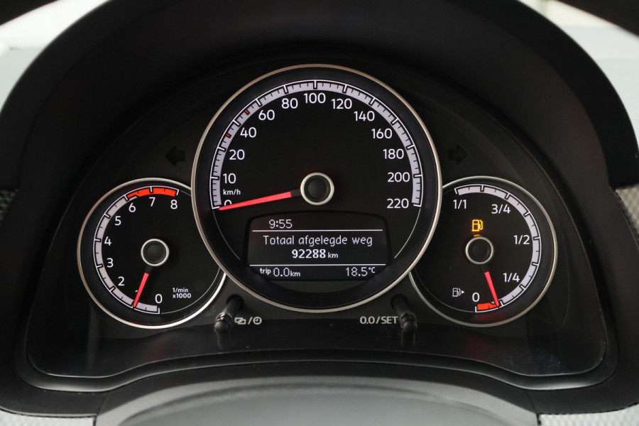 Volkswagen up! 1.0 BMT move up! 5-Deurs, Airco, Cruise, Elektrische Pakket, PDC, DAB Radio