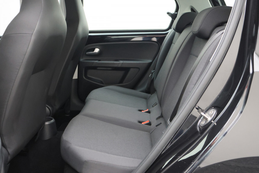 Volkswagen up! 1.0 BMT move up! 5-Deurs, Airco, Cruise, Elektrische Pakket, PDC, DAB Radio