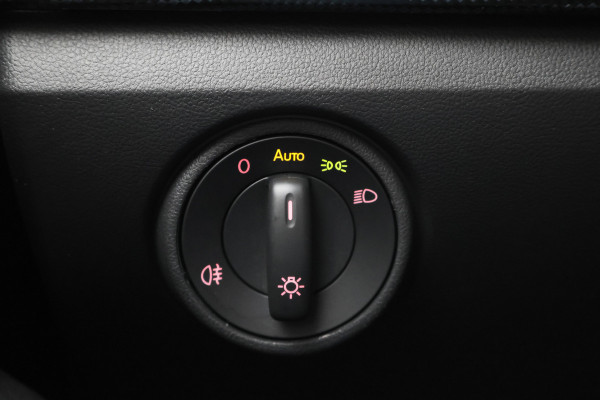 Volkswagen up! 1.0 BMT move up! 5-Deurs, Airco, Cruise, Elektrische Pakket, PDC, DAB Radio