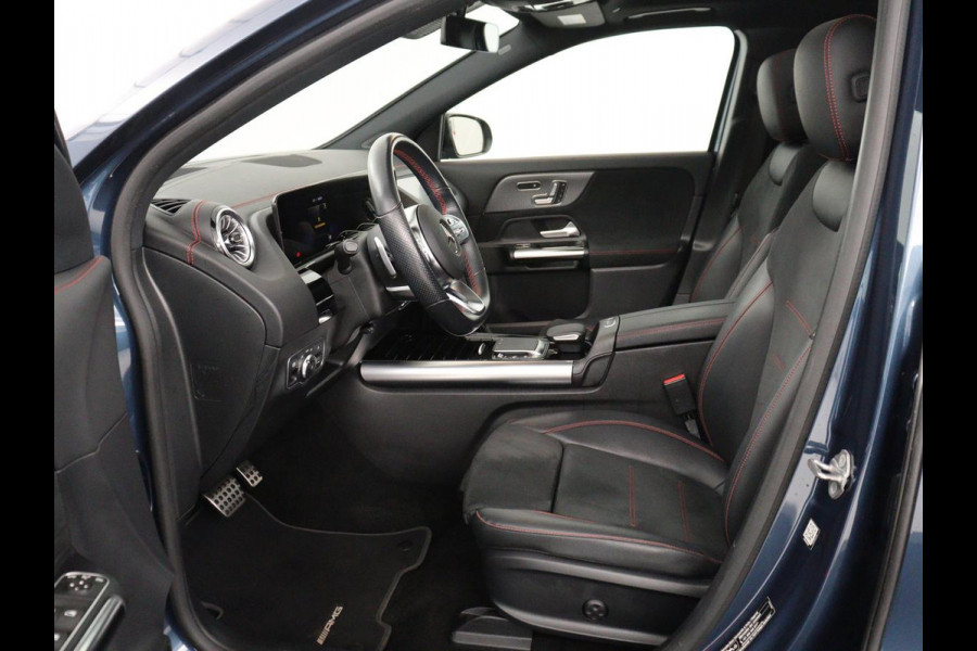 Mercedes-Benz EQA 250 Business Solution AMG 67 kWh | SOH 92.8% | Panoramadak | Head-up | Trekhaak | 360 camera | Adaptive cruise | Memory | Sfeerverlichting | Half Leder | Stoelverwarming | Carplay |
