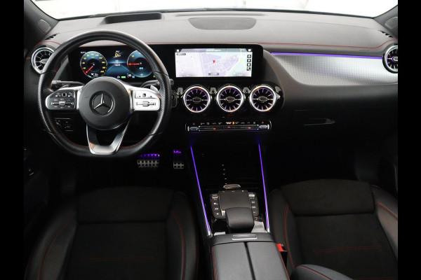 Mercedes-Benz EQA 250 Business Solution AMG 67 kWh | SOH 92.8% | Panoramadak | Head-up | Trekhaak | 360 camera | Adaptive cruise | Memory | Sfeerverlichting | Half Leder | Stoelverwarming | Carplay |