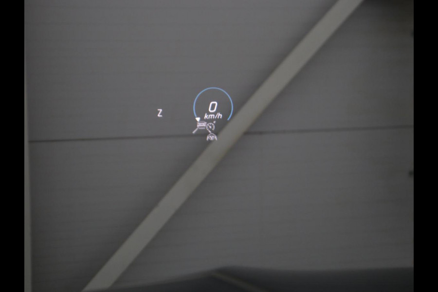 Mercedes-Benz EQA 250 Business Solution AMG 67 kWh | SOH 92.8% | Panoramadak | Head-up | Trekhaak | 360 camera | Adaptive cruise | Memory | Sfeerverlichting | Half Leder | Stoelverwarming | Carplay |