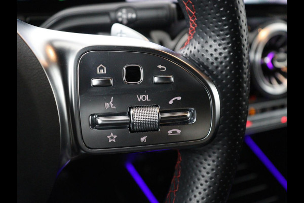 Mercedes-Benz EQA 250 Business Solution AMG 67 kWh | SOH 92.8% | Panoramadak | Head-up | Trekhaak | 360 camera | Adaptive cruise | Memory | Sfeerverlichting | Half Leder | Stoelverwarming | Carplay |