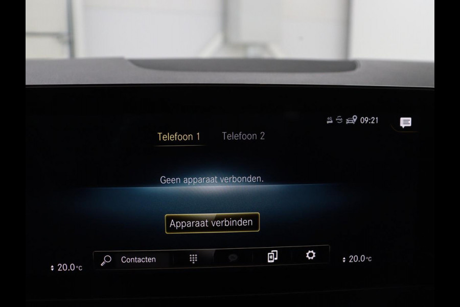 Mercedes-Benz EQA 250 Business Solution AMG 67 kWh | SOH 92.8% | Panoramadak | Head-up | Trekhaak | 360 camera | Adaptive cruise | Memory | Sfeerverlichting | Half Leder | Stoelverwarming | Carplay |