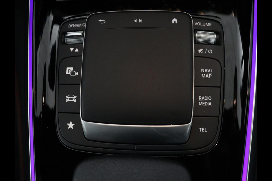 Mercedes-Benz EQA 250 Business Solution AMG 67 kWh | SOH 92.8% | Panoramadak | Head-up | Trekhaak | 360 camera | Adaptive cruise | Memory | Sfeerverlichting | Half Leder | Stoelverwarming | Carplay |