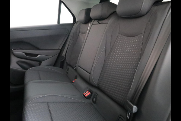Volkswagen T-Roc Limited Edition 1.5 eTSI 85 kW / 116 PK SUV 7 vers Achteruitrijcamera | Stoelverwarming | Carplay