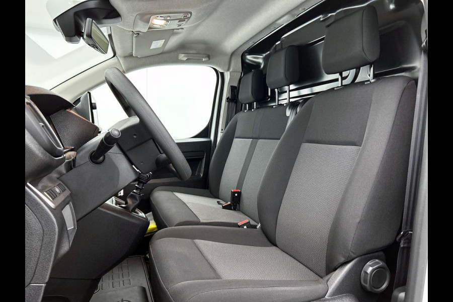 Opel Vivaro 1.5 Diesel 120 S&S L3 Apple Carplay /  Android Auto Parkeersensoren V+A Trekhaak Camera Navigatie Cruise Control LED koplampen houten afwerking laadruimte