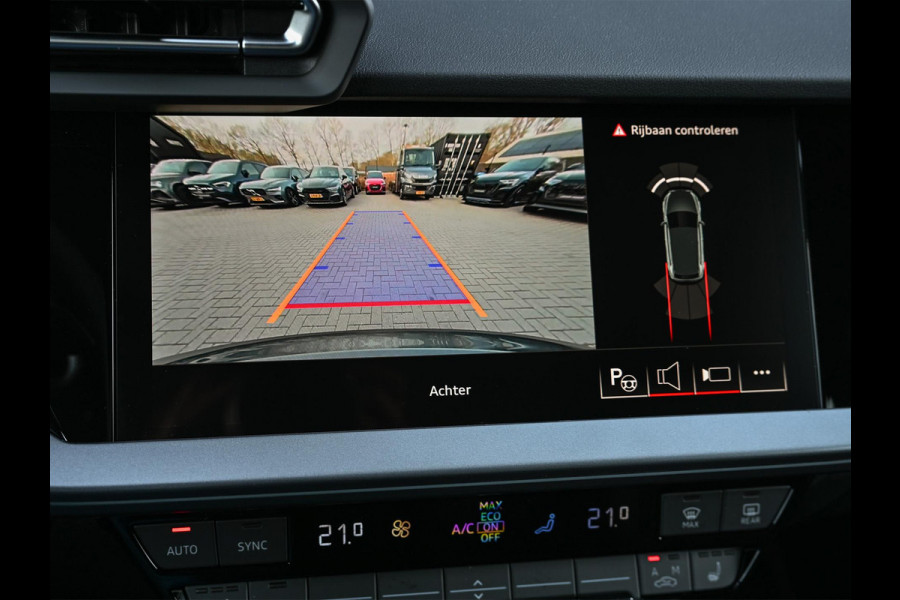 Audi A3 Sportback 45 TFSI e S edition Competition | Panoramadak | 5 jr Garantie | HUD | Sonos Sound | Camera | Ambiance interieur | Active Cruise | S-Seats + Memory | Stoelverwarming | Keyless |